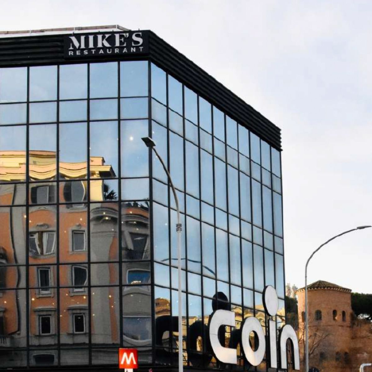 Mike's Restaurant